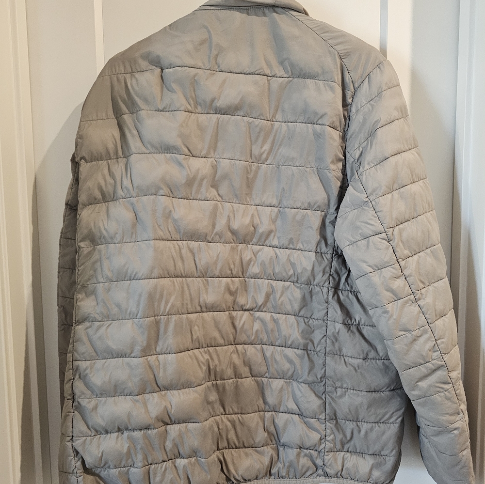 Amazon Essentials Gray Puffer Jacket with Quilted Design - Picture 3 of 5